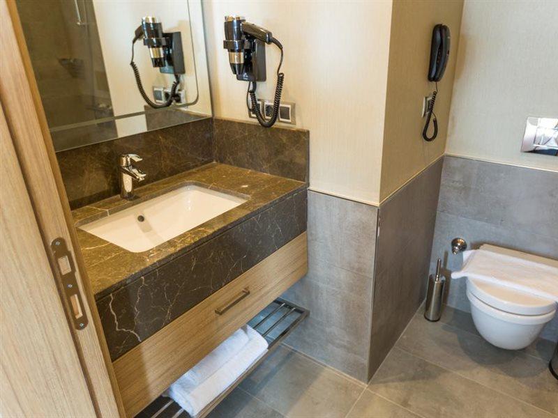 Ramada Encore Eskisehir Bagian luar foto